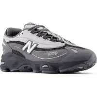 New Balance Matalavartiset tennarit 'M1000' vaaleanharmaa / tummanharmaa / musta / valkoinen