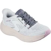 SKECHERS Cloud Lenkkarit