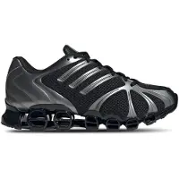 Adidas Originals Matalavartiset tennarit 'Mega Ghostride' musta / hopea