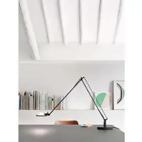 Luce Plan Pöytävalaisin , Musta, Työhuone / toimisto, Alumiini