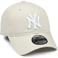 New Era Lippalakki '9 Twenty New York Yankees' vaaleabeige / valkoinen