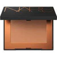 Nars Mini Laguna Bronzing Powder rusketus- ja varjostuspuuteri mini sävy LAGUNA 01 3.5 g