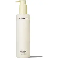 M.A.C Hyper Real Fresh Canvas Cleansing Oil 200 ml