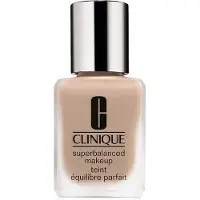Clinique Superbalanced Makeup, 05 Vanilla