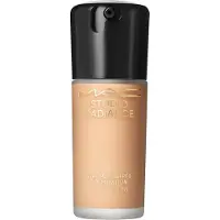 MAC Studio Radiance Serum-Powered Foundation C4.5