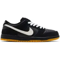 Nike SB Dunk Low Pro Skeittikengät blk / wht / blk / gum lt brown Koko 11.0