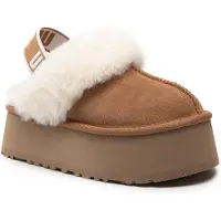 Ugg for woman. 1113474 Leather shoes W Funkette brown (39), Flat, None, Casual, Homewear