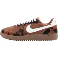 Nike Matalavartiset tennarit 'Field General' ruskea / musta / valkoinen