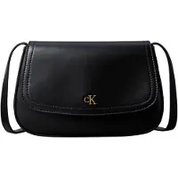 Calvin Klein Jeans Olkalaukku 'Monogram Plaque Flap Camera' musta