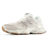 New Balance 9060 - Cream - 47.5
