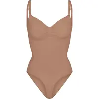 SKIMS Seamless Sculpt Brief -body