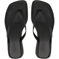 Vagabond SHOEMAKERS Varvastossut 'Izzy' musta