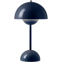 &tradition Flowerpot VP9 kannettava pöytävalaisin, steel blue