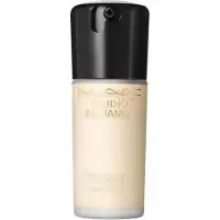 MAC Studio Radiance Serum-Powered Foundation NC5