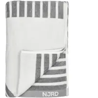 NJRD Stripes kylpypyyhe 100 x 150 cm Harmaa