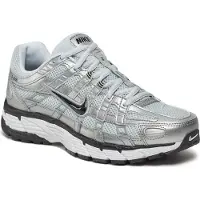 Nike Matalavartiset tennarit 'P-6000' musta / hopea / valkoinen