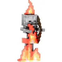 Mattel Minecraft Diamond Level -luurankotoimintahahmo ja 6 lis varustetta, 5,5 tuuman ker ilymittakaava ja piksel ity muotoilu