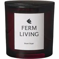 Ferm Living Vitto tuoksukynttilä 45 h Tumma viinirypäle