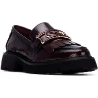 Carmela for woman. 16269804-BURDEOS Leather Shoes 162698 burgundy (38), 1 to 3 cm, None, Casual, Classic, Patent Leather