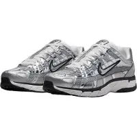 Nike Matalavartiset tennarit 'P-6000' musta / hopea / offwhite