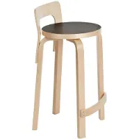 Artek K65 Baarijakkara Valmistettu sta Valmistettu Linoleumista / Linoleumi - Baarijakkarat Koivu Musta - 28100653
