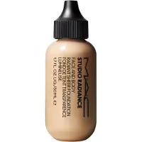 MAC Studio Radiance Face And Body Radiant Sheer Foundation C