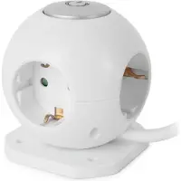 Entac Jatkojohto maadoitettuna 3 pistorasiaa + 2 USB 3680W IP20 1,5 m liittimellä