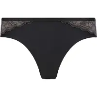 Triumph Stringit 'Comfort Allure' musta