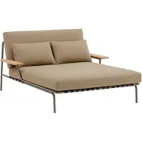 Muuto Loungebed Settle käsinojilla Taupe