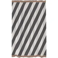 Mette Ditmer Diagonal-suihkuverho 150 x 200 cm