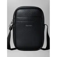 Calvin Klein Raised Olkalaukku