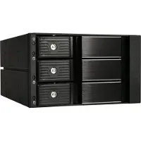 Silverstone FS303-12G -kiintolevykehikko kolmelle 3.5" SAS/SATA-kiintolevylle, 2 x 5.25" laitepaikkaan, musta