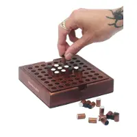 Iron & Glory - Puinen peli Reversi 14x14 cm