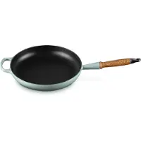 Le Creuset Signature -paistinpannu puukahvalla 28 cm Sea Salt