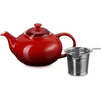 Le Creuset -teekannu Cerise, siivilällä, 1,3 l