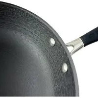Ronneby Bruk Ultra Light Original -wokkipannu valurauta kevyt 32 cm