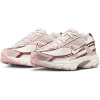 Nike Matalavartiset tennarit 'Initiator' puuteri / viininpunainen / valkoinen