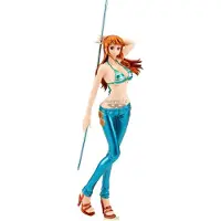 Banpresto Figuuri - ONE PIECE: Glitter & Glamours Nami Special Color ver. A, 27 cm