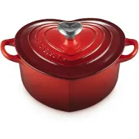 Le Creuset - Sydämenmuotoinen Pata 2 L Cerise