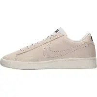 Nike Matalavartiset tennarit 'CLASSIC' kerma / musta