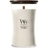 Woodwick Tonka & Almond Milk tuoksukynttilä sisältää puusydämen 610 g
