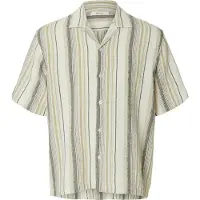 Selected Slhrlxcal Ss Shirt Resort - Cream - M