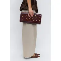Gina Tricot  - Patent studded clutch - käsilaukut - Punainen - ONESIZE - Naiset