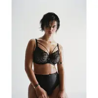 Chantelle Graphic Support Covering Underwired Bra - Black - 80 C