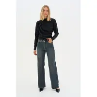 My Essential Wardrobe Pusero 'Helle' musta