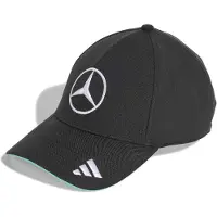 Adidas Urhelulippalakki 'Mercedes - Amg Petronas Formula 1 Team Driver' musta / valkoinen