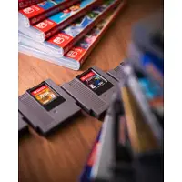 Retro-Bit Retro Fighters Retro85 NES Kasetti Pelien Säilytyskotelo
