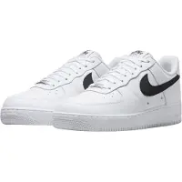 Nike Matalavartiset tennarit 'Air Force 1 '07 LV8 Tech' musta / valkoinen / luonnonvalkoinen