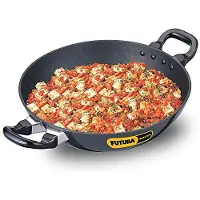 Hawkins Futura tarttumaton Kadhai-paistopannu 2,5 litraa/26 cm musta