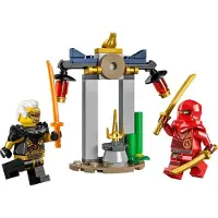 LEGO Ninjago: Kain ja Raptonin temppelitaistelun polybag ja ylim r inen punainen viitta 30650